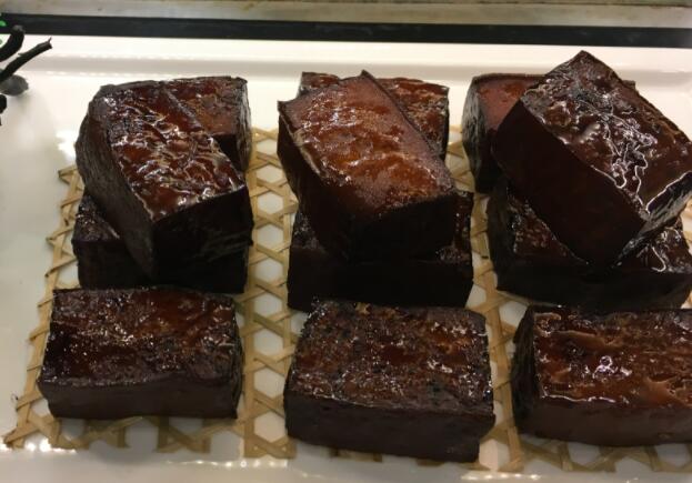 盘中的昌西豆腐干