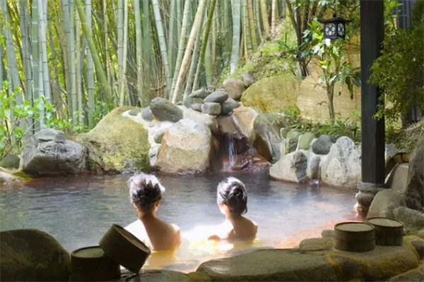 隐世竹海中的奢华度假——尚隐川步度假庄园(图3) 温泉