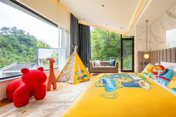 远离都市喧嚣,让身心彻底的放松与滋养一回(图2) 亲子房