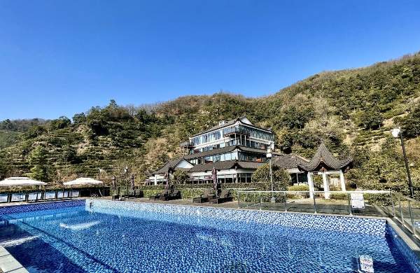 一个远离尘世的静谧之所——涵田度假村(图3) 度假村泳池