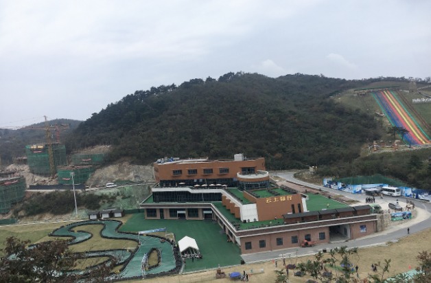 云上草原,安吉的梦幻童话之旅体验指南(图6) 俯瞰云上草原