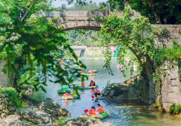 公主山畲寨漂流