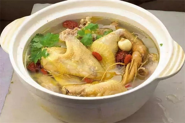 人参鸡(图2) 鸡汤
