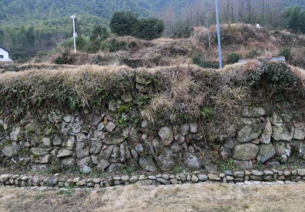 梯田的石砌筑