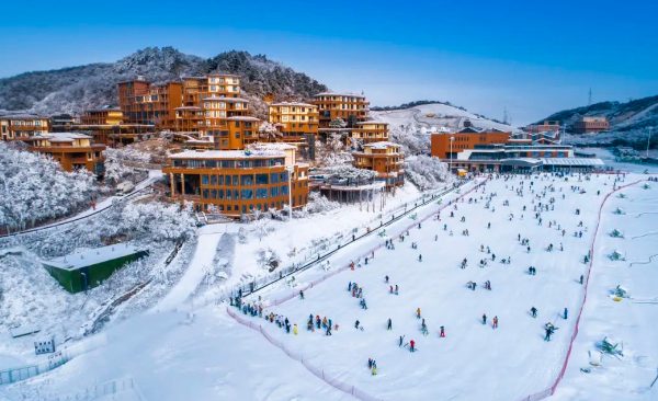 云上草原,南方雪场天花板(图2) 云上草原滑雪场