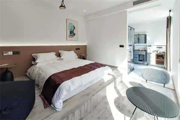 悠然山水间,来一趟返朴归真的美宿之旅(图3) 民宿客房