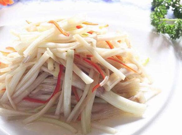 白芹(图2) 凉拌白芹