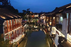 朱家角古镇夜景